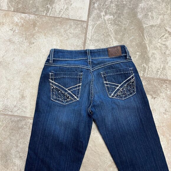 BKE Culture Cropped Jeans with Rhinestone and Embroidered Pockets Size 26 x 25 - Picture 10 of 13